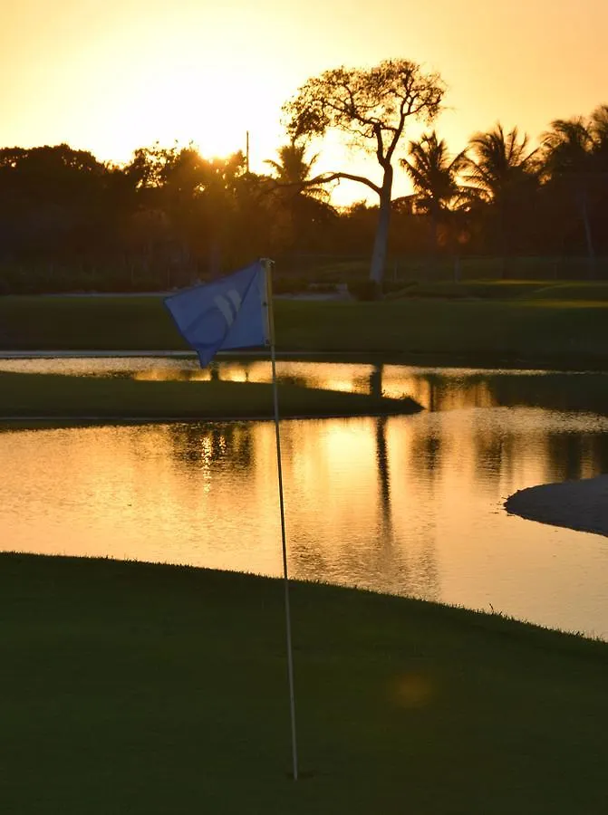 Ξενοδοχείο με διαμερίσματα Tot Punta Cana Apartments